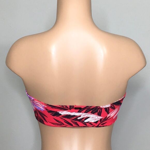 New. Volcom red tropical print twist front bikini top. - Picture 4 of 6